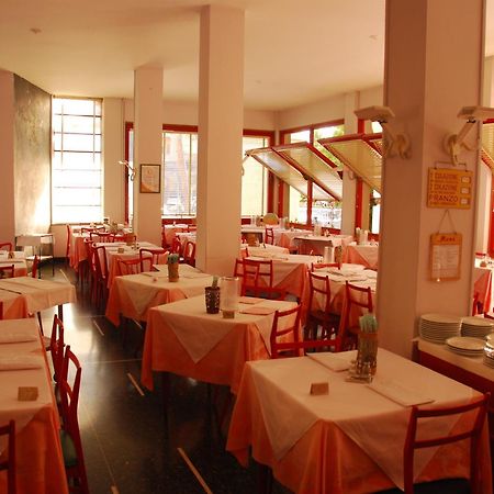 Hotel Colibri Финале Лигуре Екстериор снимка