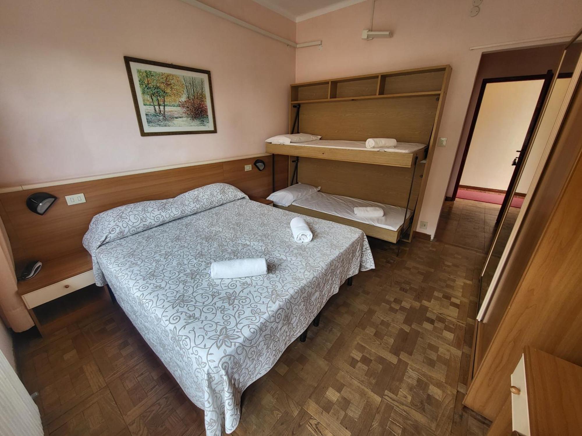 Hotel Colibri Финале Лигуре Екстериор снимка