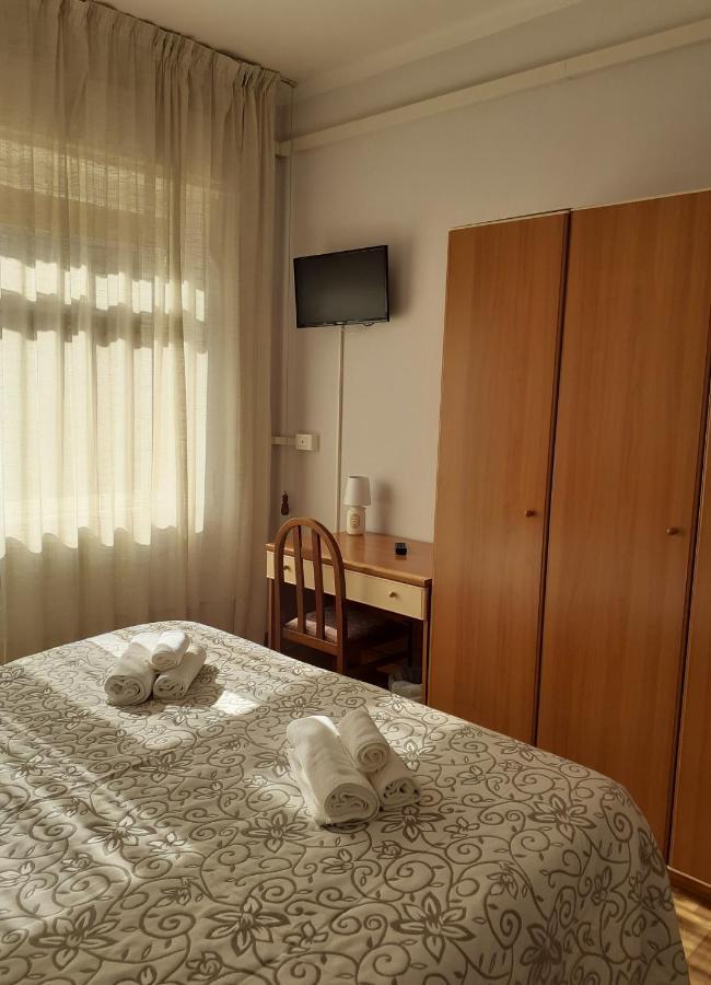 Hotel Colibri Финале Лигуре Екстериор снимка